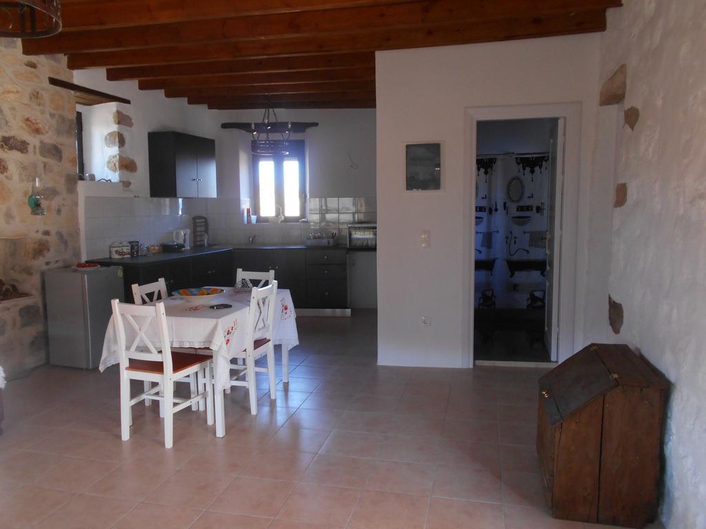 Vila Chris House Sapsila Exteriér fotografie