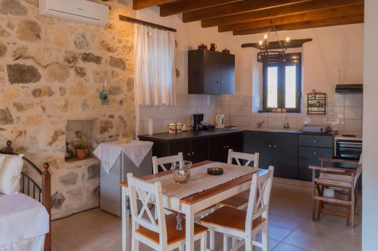 Vila Chris House Sapsila Exteriér fotografie